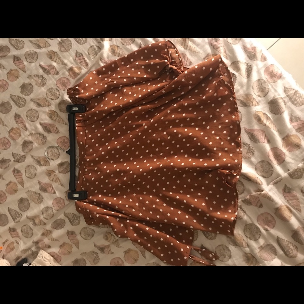 Cute off-shoulder top